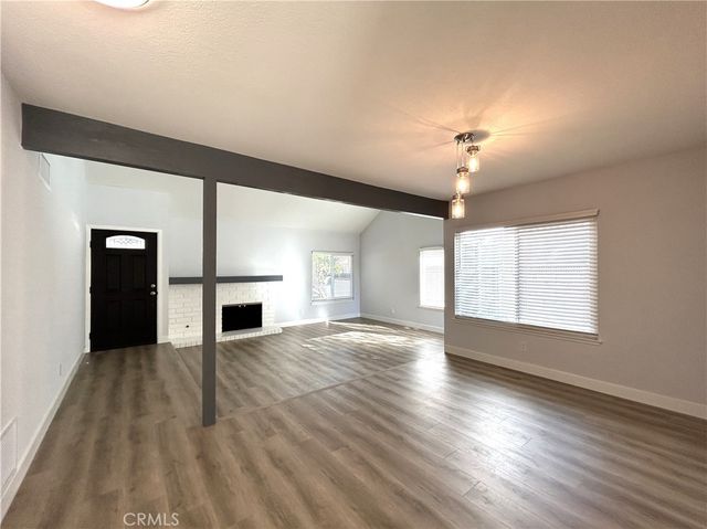 3475 Fuchsia, Costa Mesa, CA 92626