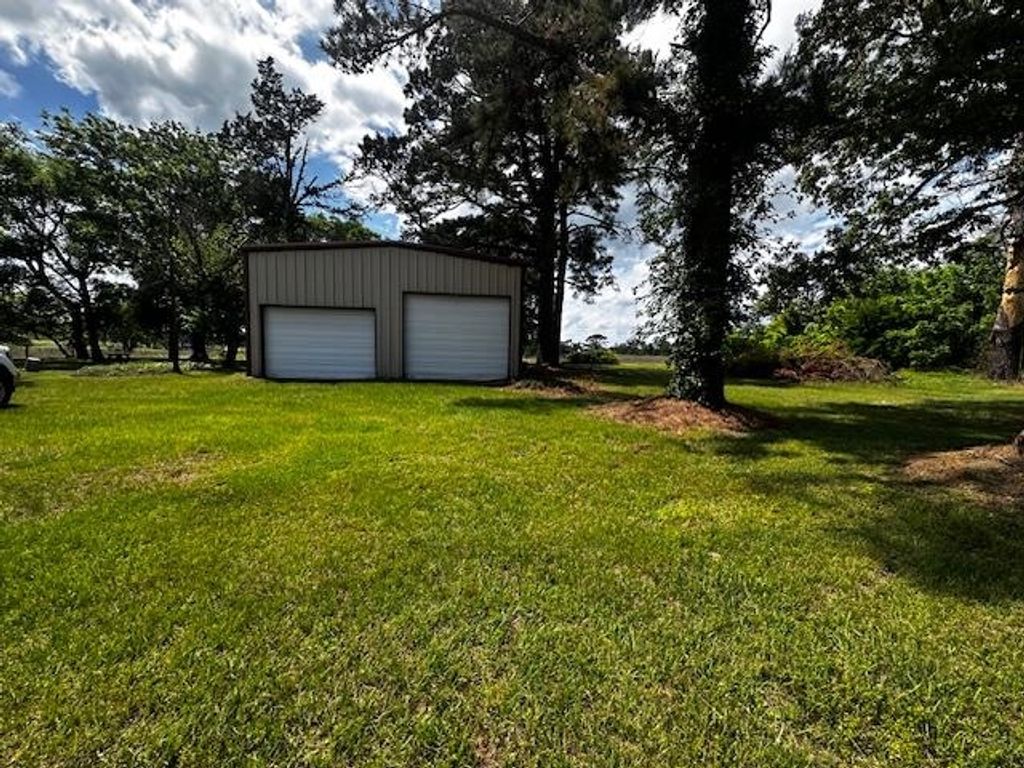 13894 S CR 317, Mount Enterprise, TX 75681