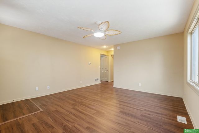 4205 Lake Street, Omaha, NE 68111