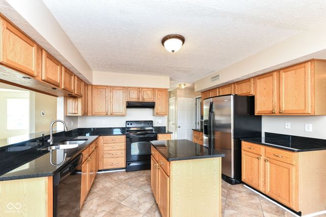 6357 Hollingsworth Drive, Indianapolis, IN 46268