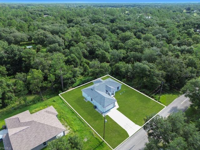 2003 E 14TH STREET, Lehigh Acres, FL 33972