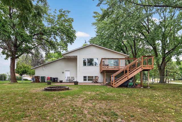 13616 W 137th Place, Burnsville, MN 55337