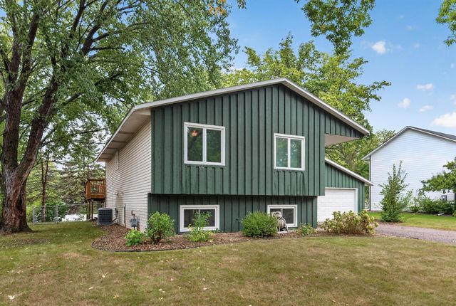 13616 W 137th Place, Burnsville, MN 55337