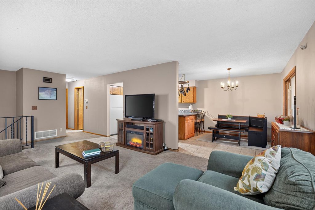 13616 W 137th Place, Burnsville, MN 55337 — photo 3