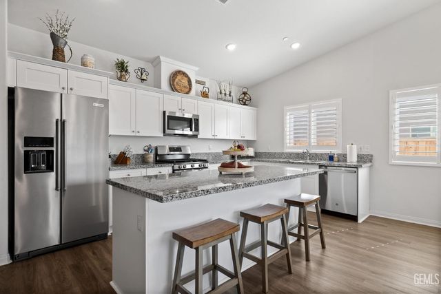 10819 Monte Video Place, Bakersfield, CA 93306