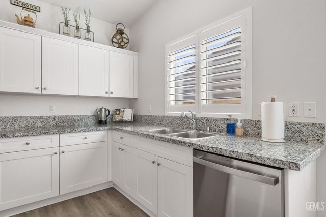 10819 Monte Video Place, Bakersfield, CA 93306