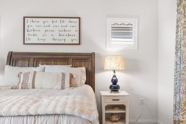 10819 Monte Video Place, Bakersfield, CA 93306