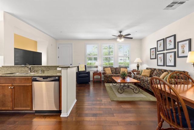 10782 New Grove Trl 84, Carmel Valley, CA 92130