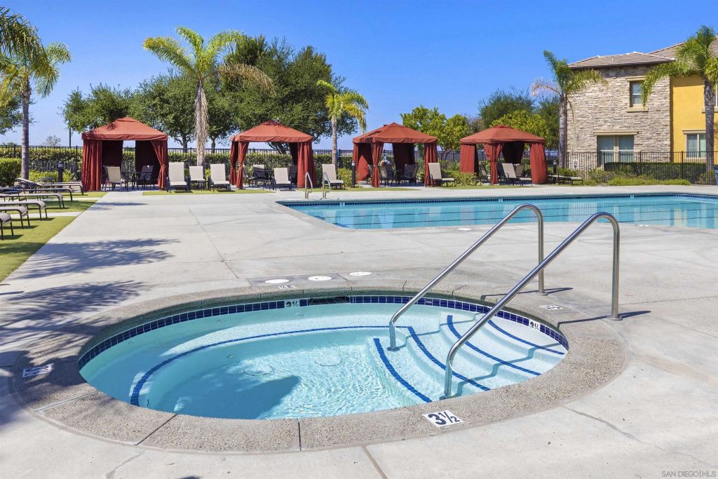 10782 New Grove Trl 84, Carmel Valley, CA 92130
