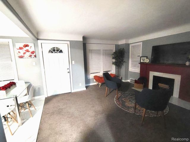 6144 RADNOR Street, Detroit, MI 48224