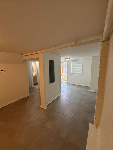 1012 Ada NW Avenue, Atlanta, GA 30318