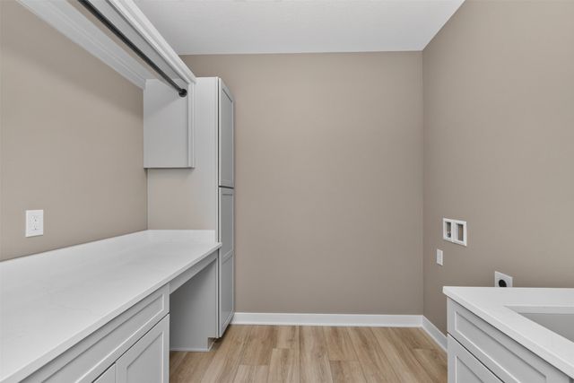 2912 NW Fairfield Court, Ankeny, IA 50023