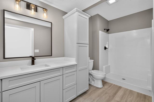2912 NW Fairfield Court, Ankeny, IA 50023
