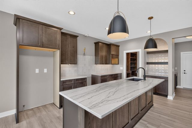 2912 NW Fairfield Court, Ankeny, IA 50023
