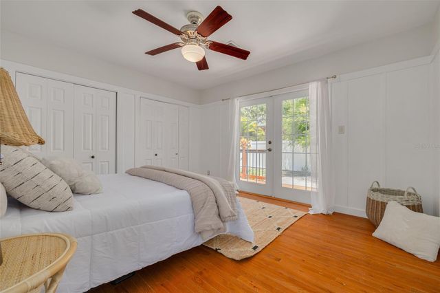 445 25TH AVENUE N, St Petersburg, FL 33704