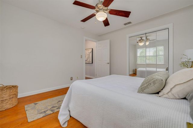 445 25TH AVENUE N, St Petersburg, FL 33704