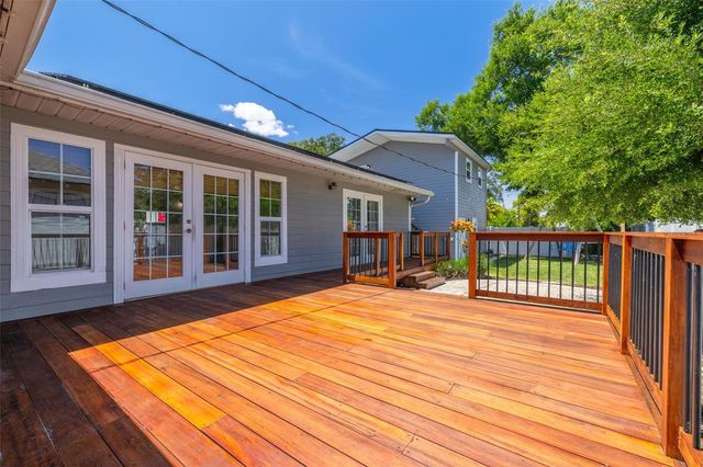 445 25TH AVENUE N, St Petersburg, FL 33704