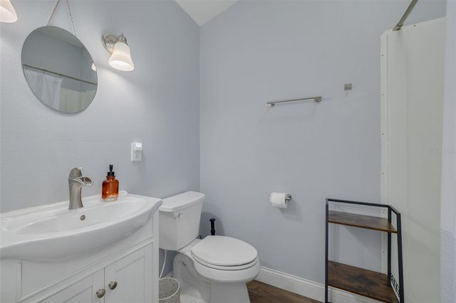 445 25TH AVENUE N, St Petersburg, FL 33704