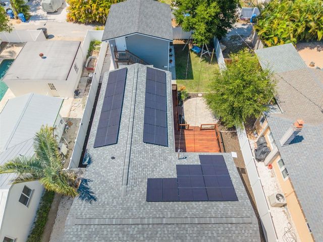 445 25TH AVENUE N, St Petersburg, FL 33704