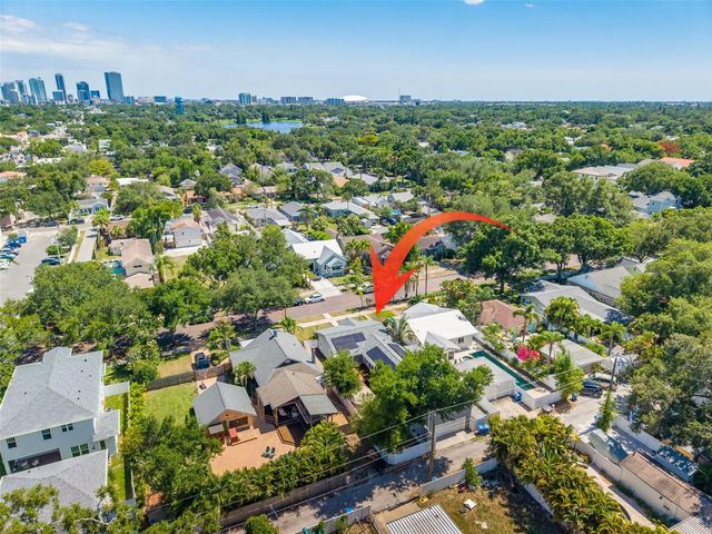 445 25TH AVENUE N, St Petersburg, FL 33704