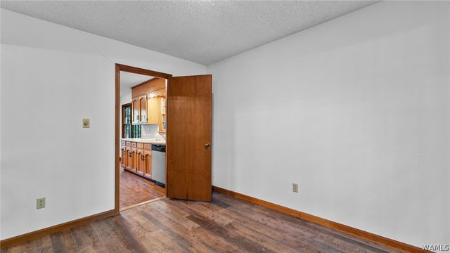 1704 Edgewater, Northport, AL 35473