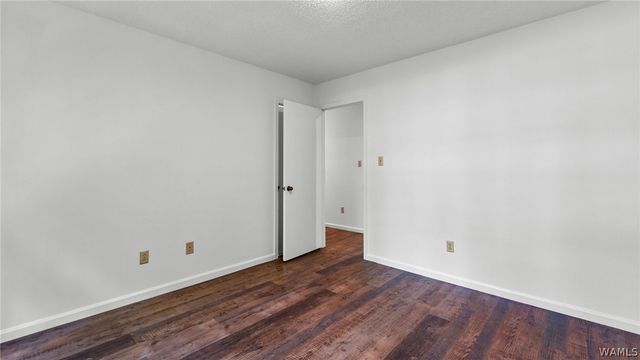 1704 Edgewater, Northport, AL 35473