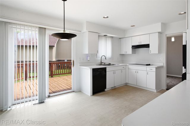 7413 Tall Timbers 178, West Bloomfield Charter Township, MI 48322