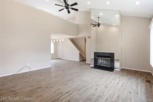 7413 Tall Timbers 178, West Bloomfield Charter Township, MI 48322