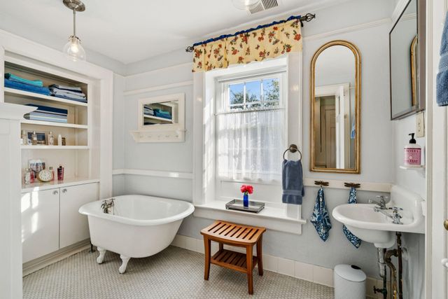 79 Church Street, Charleston, SC 29401