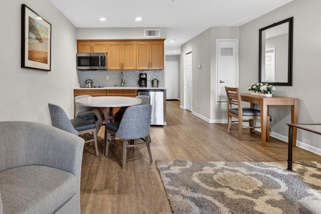 221 Seascape Resort Drive, Aptos, CA 95003