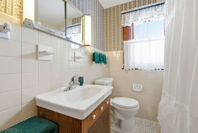 203 Johnsonburg Rd, Allamuchy Twp., NJ 07821