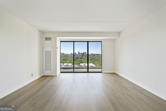 2460 Peachtree Road NE 1412, Atlanta, GA 30305