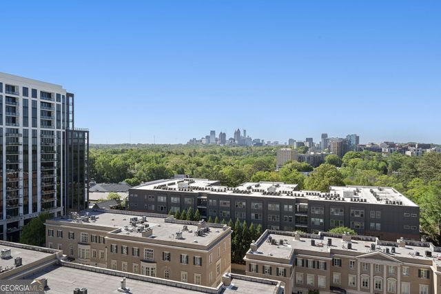 2460 Peachtree Road NE 1412, Atlanta, GA 30305