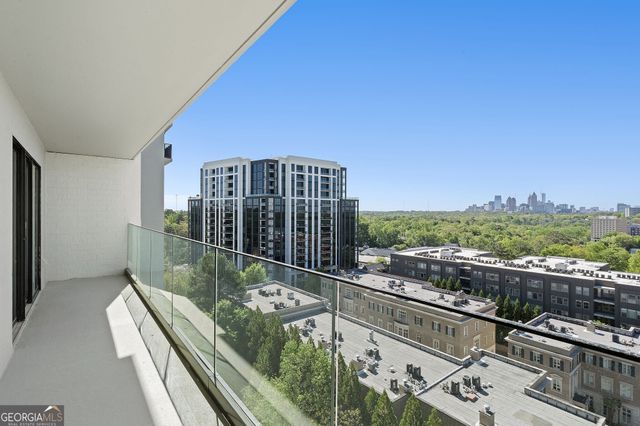 2460 Peachtree Road NE 1412, Atlanta, GA 30305
