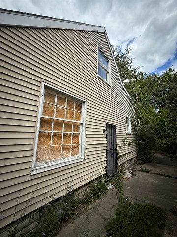 19180 Bradford Avenue, Detroit, MI 48205