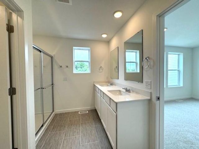 9252 Larimar Trail, Eden Prairie, MN 55347