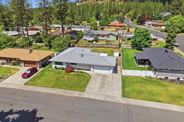 3314 W Beacon Ave, Spokane, WA 99208