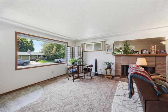 3314 W Beacon Ave, Spokane, WA 99208