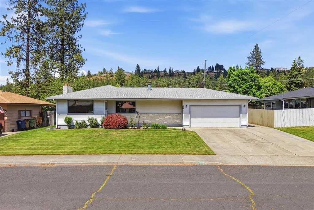3314 W Beacon Ave, Spokane, WA 99208
