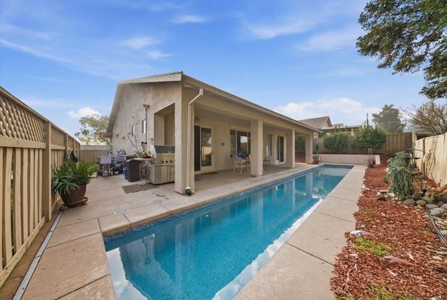 400 Plover Ct, Lincoln, CA 95648