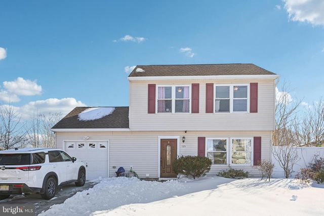 135 WINDWARD DR, Barnegat, NJ 08005