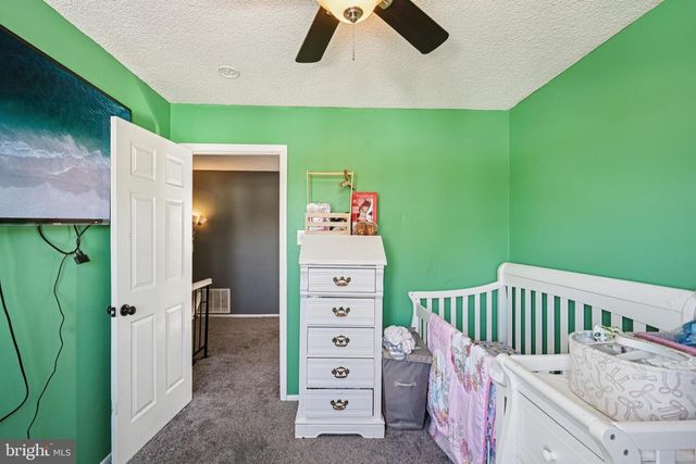 135 WINDWARD DR, Barnegat, NJ 08005