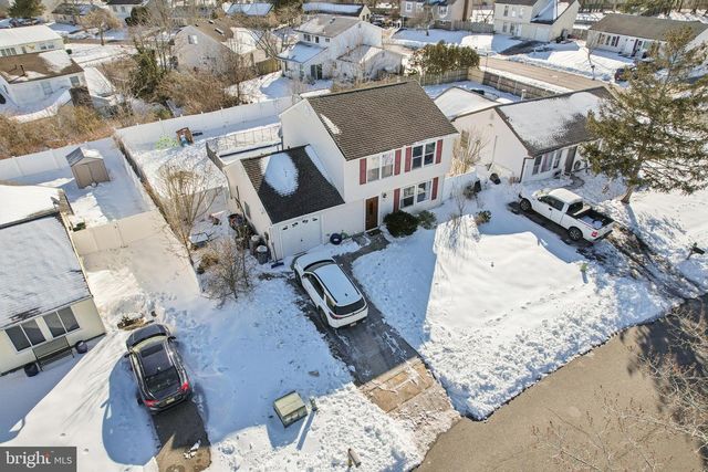 135 WINDWARD DR, Barnegat, NJ 08005