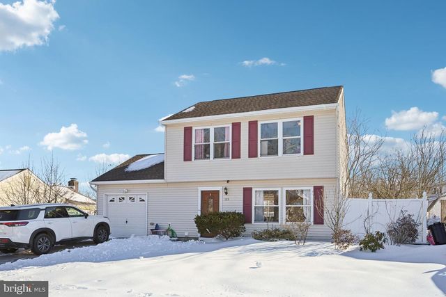 135 WINDWARD DR, Barnegat, NJ 08005