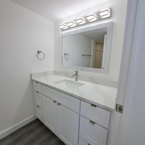 1200 Marine Way 202, North Palm Beach, FL 33408