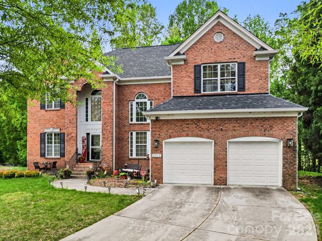 2516 River Oaks Drive, Waxhaw, NC 28173