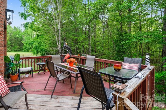 2516 River Oaks Drive, Waxhaw, NC 28173