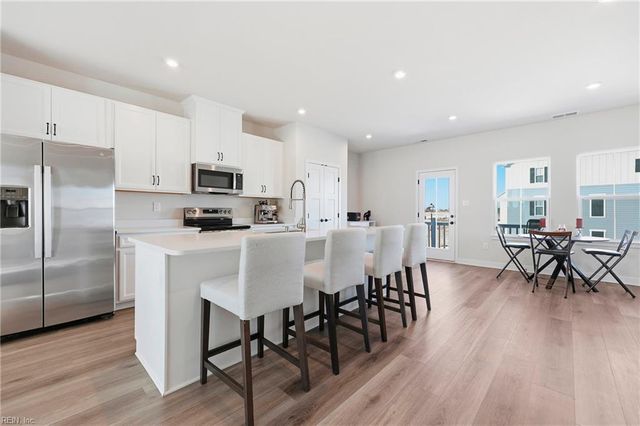 314 Fost BLVD, Moyock, NC 27958