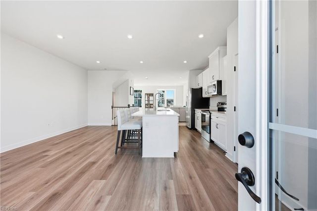 314 Fost BLVD, Moyock, NC 27958