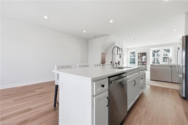 314 Fost BLVD, Moyock, NC 27958